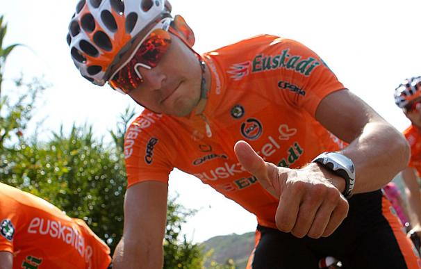 Igor Antón gana la etapa y recupera el liderato