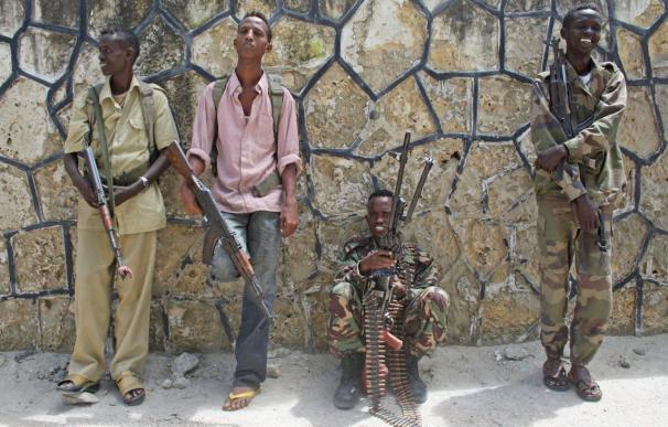 Combates ininterrumpidos en 25 días causan al menos 240 muertos en Mogadiscio