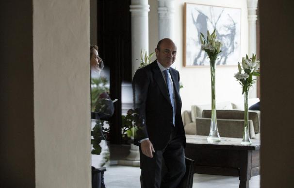Guindos y Schäuble cierran un acuerdo para facilitar la inversión en las pymes españolas