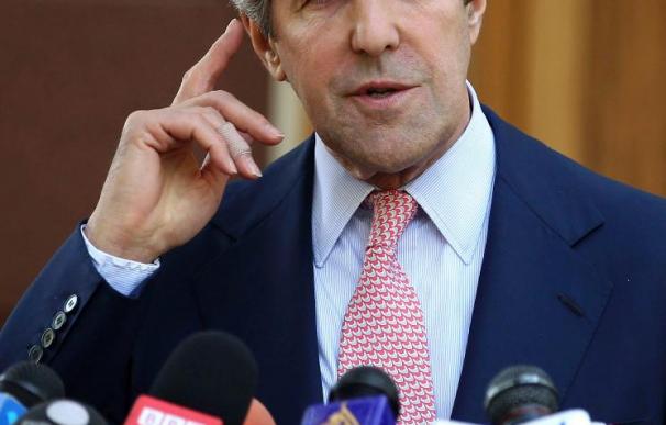 El Senador Kerry presenta un plan financiero para la democracia en el mundo árabe