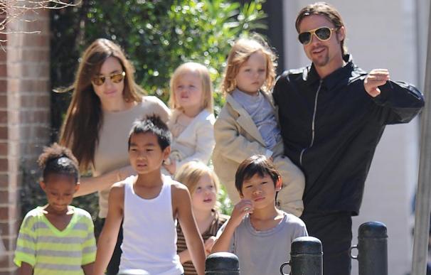 Angelina Jolie y Brad Pitt, felices con su vida familiar