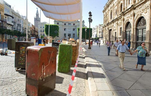 Medio centenar de neveras transformadas en obras de arte "refrescan" Sevilla