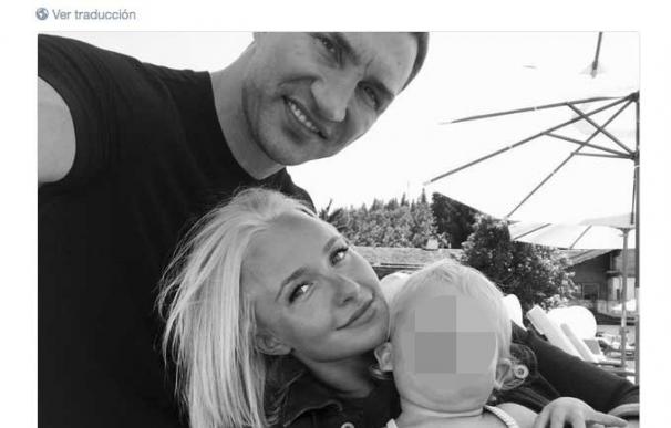Hayden Panetierre acalla los rumores de ruptura sentimental con una foto familiar
