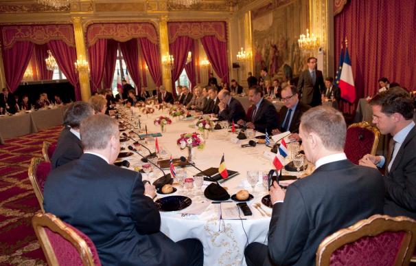 Concluye la reunión de París sobre la intervención en Libia