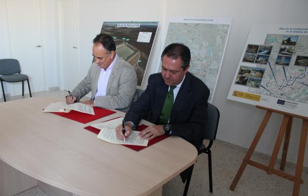 CHG y Emasesa firman un convenio para la explotación de las conducciones del embalse de Los Melonares