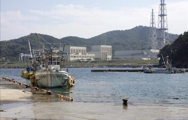 Un equipo del OIEA inspecciona una planta nuclear japonesa que resistió al tsunami