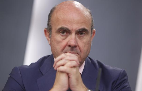 Guindos traslada a los inversores ingleses la solidez de la recuperación española