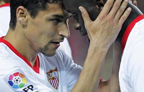 Goleada del Sevilla y el Rayo se la jugará en la última jornada