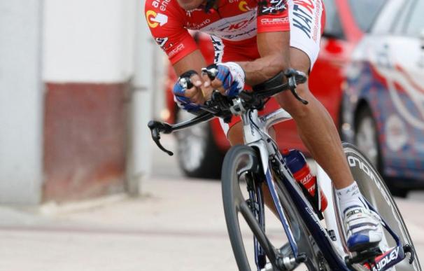 Velits ganó la crono y Nibali recupera el liderato en detrimento de "Purito", que sale del podium