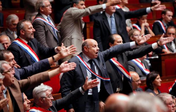 Francia da el primer paso para retrasar la edad de jubilación a los 62 años