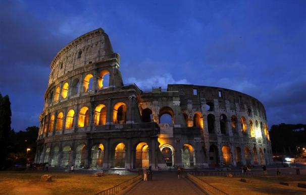 Primero fue Pisa, ahora el Coliseo de Roma también se inclina