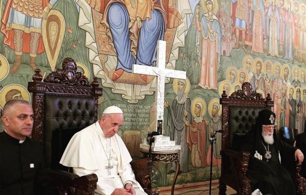 El Papa: "Hay una guerra mundial para destruir el matrimonio"