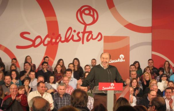 Rubalcaba recalca que el PSOE debe "recuperar su credibilidad" algo que le permitirán "los alcaldes y concejales"