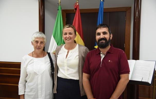La Asamblea de Extremadura renovará el convenio con Fedapas para "garantizar" la accesibilidad de personas sordas
