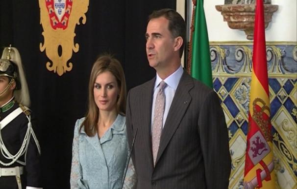 Los Reyes concluyen su visita a Lisboa con encuentros con la presidenta de la Asamblea y el primer ministro