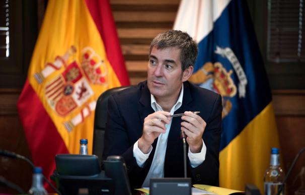 Clavijo rechaza los "juegos de tablero" ante informaciones de una posible moción de censura en Canarias