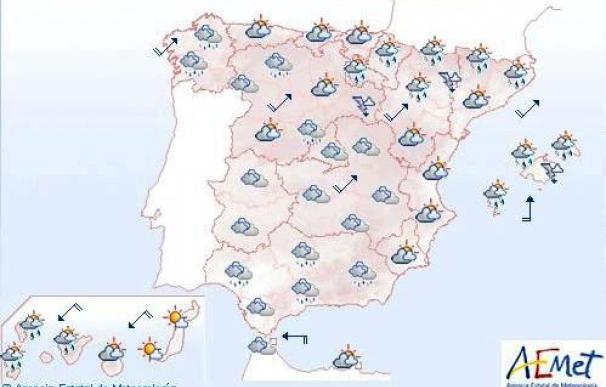 Cielos nubosos en el nordeste peninsular y lluvias fuertes en norte Baleares