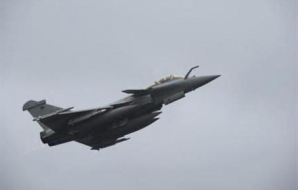 Sarkozy: Las fuerzas aéreas aliadas ya intervienen en Libia