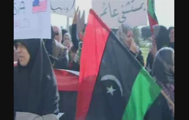 Desde Argel EFE informa de que los rebeldes libios nombran un presidente interino