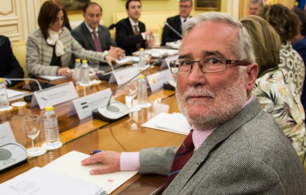 El Gobierno de Cantabria pide a Rajoy que renuncie a las reválidas de forma expresa