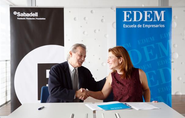 La Fundación Banco Sabadell beca a cuatro alumnos del Centro Universitario EDEM