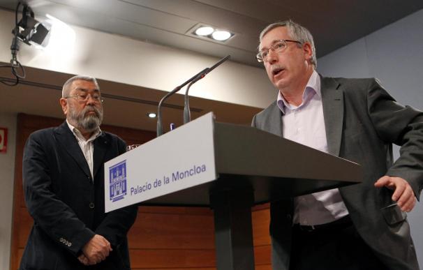 Méndez y Toxo avisan a Zapatero de que el pacto por el euro creará más paro