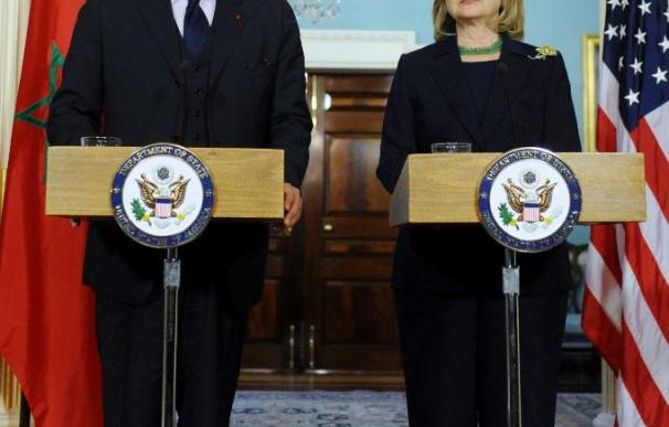 Clinton apoya la propuesta de solución de Marruecos para el Sahara Occidental