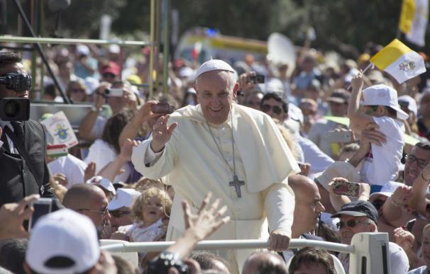 El Papa afirma que "una generación sin trabajo es una derrota para la humanidad"
