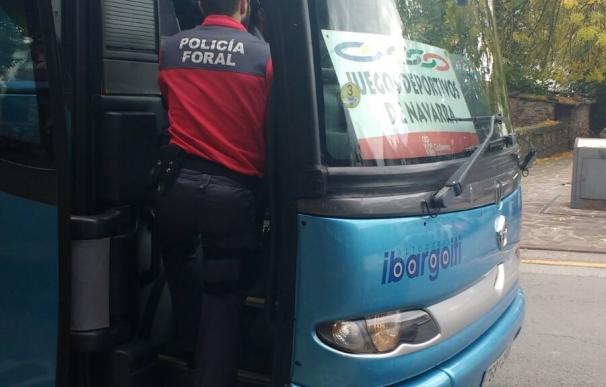 Denunciado un conductor de autobús en Elizondo por positivo en drogas cuando iba a transportar a 43 niños