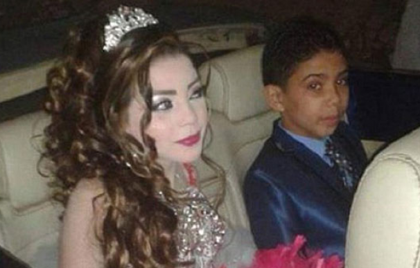 El compromiso matrimonial entre una niña de 11 años y un niño de 12 causa polémica en Egipto