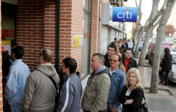 El Banco de España cree que el paro aumentará el 9,4 por ciento en el tercer trimestre