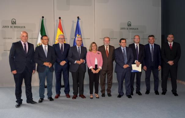 Junta, diputaciones y FAMP se unen para crear una red de agentes para el desarrollo inteligente de Andalucía