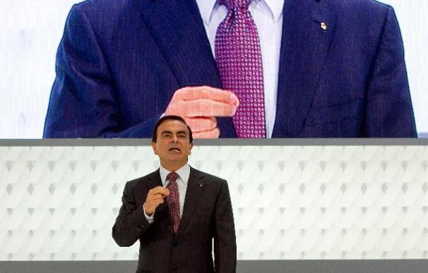 El presidente de Renault cree que en España sobran al menos dos fábricas