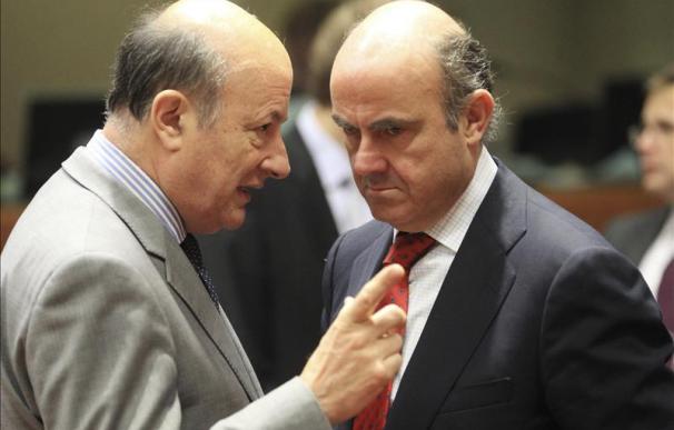 De Guindos afirma que la posibilidad de un corralito en España es un "sinsentido"