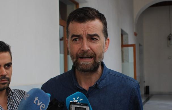 Maíllo (IU): Al PSOE se le ha caído "la careta" y en unos meses pactará los PGE "aunque aún no se atrevan a decirlo"
