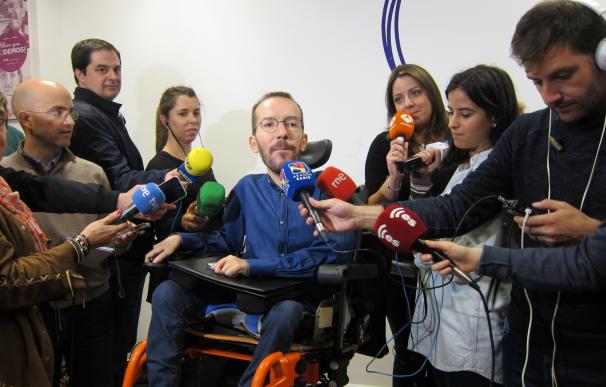 Echenique critica la "decisión vergonzosa" del PSOE que permitirá la investidura de Rajoy