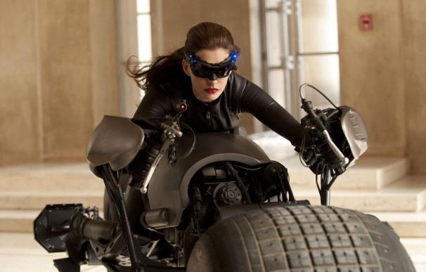 Anne Hathaway 'cambió de vida' para poder ser Catwoman
