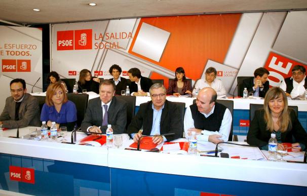 El PSOE aprobará este mes su programa para la que esperan una "sabrosa" victoria