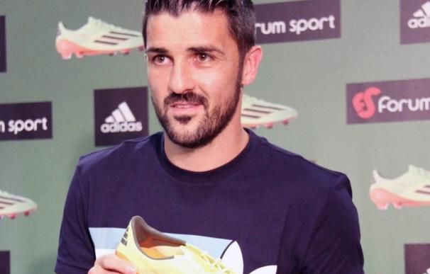 David Villa presenta orgulloso las AdiZero f50: "Ninguna bota juega sola, pero ayuda mucho"