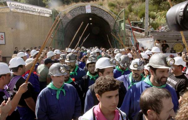 Los mineros palentinos salen del encierro con satisfacción tras la aprobación del Decreto