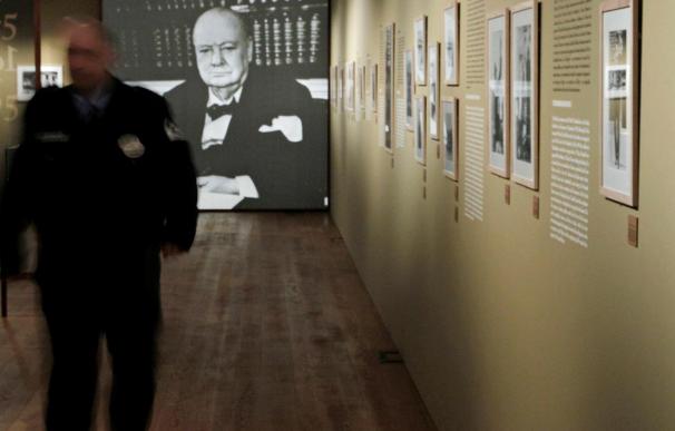 "Caminando con el destino", un retrato de Churchill y su afecto por España