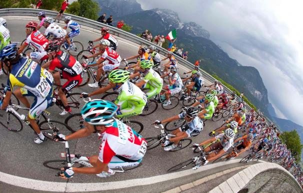 El Giro 2012 será más "humano", con un final espectacular, pero sin Contador