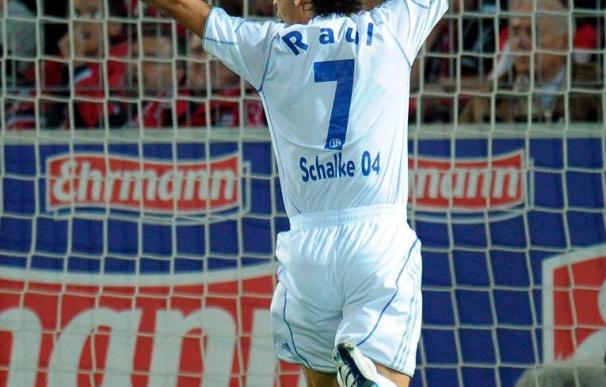 Raúl marca su primer gol en Liga; el líder Maguncia derrota al Bayern