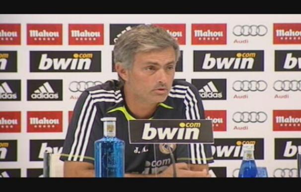 Mourinho: "Si no estoy en el Madrid, voy mañana a entrenar a Portugal y gratis"