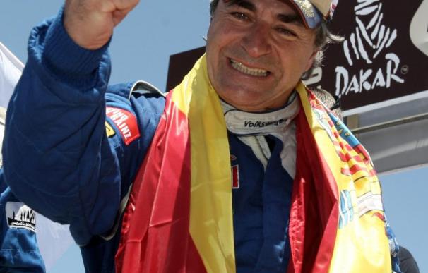 Carlos Sainz sigue líder del Rally Ruta de la Seda tras la disputa de la penúltima etapa
