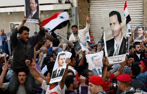 Cientos de miles de sirios participan en actos organizados de apoyo a Asad