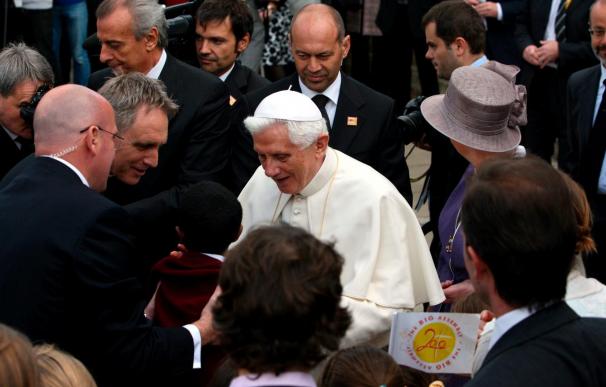 El Papa advierte del peligro de la ciencia si ignora a la religión y la ética