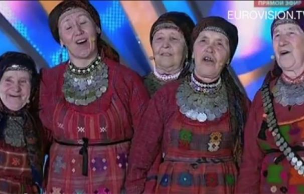 Las abuelas rusas Buranovskiye Babushki y los rumanos Mandinga, a la final de Eurovisión