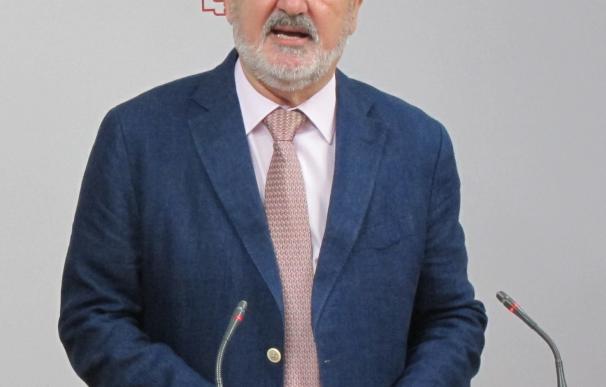 Tovar (PSOE-RM) insiste en que adaptará su decisión sobre Rajoy en el Comité Federal a la postura de la militancia