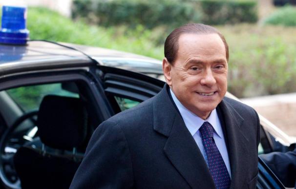 Berlusconi propone como testigos a George Clooney y Cristiano Ronaldo